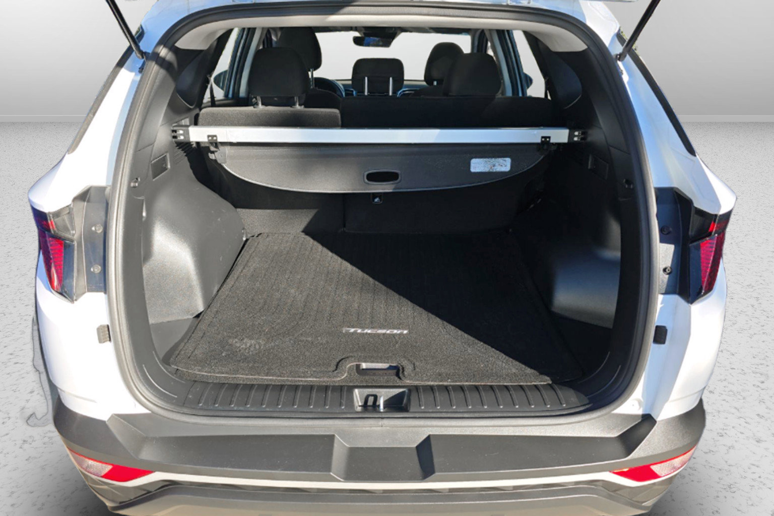 Used 2022 Hyundai Tucson SE w/ Cargo Package image 5