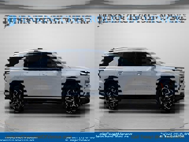 New 2026 Chevrolet Traverse High Country image 2