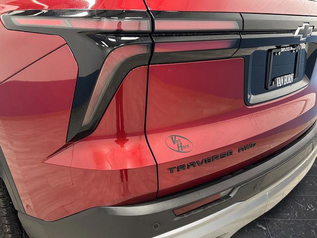 Used 2024 Chevrolet Traverse Z71 w/ Enhanced Driving Package image 35
