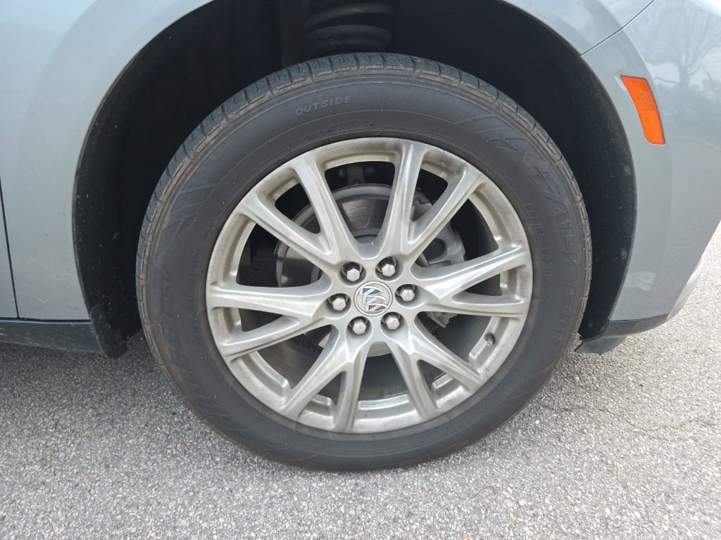 Used 2023 Buick Enclave Premium w/ Experience Buick Package image 18