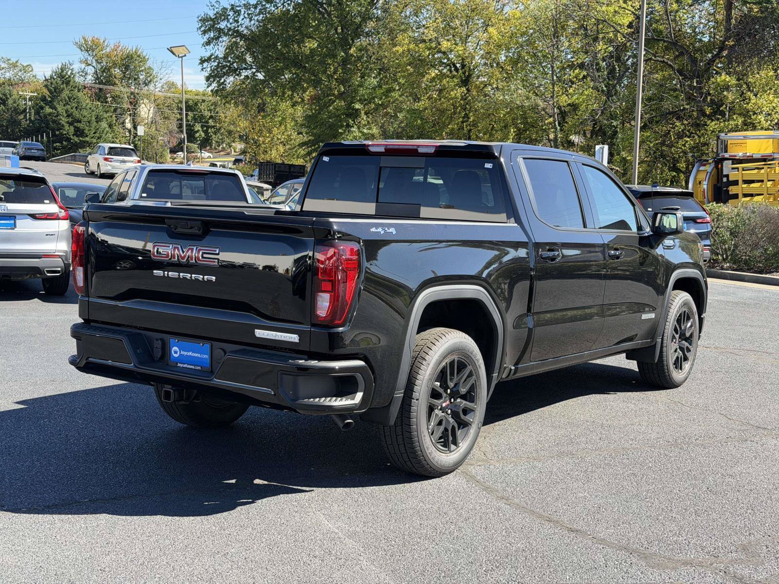 New 2026 GMC Sierra 1500 Elevation w/ Preferred Package AWD/4WD image 2
