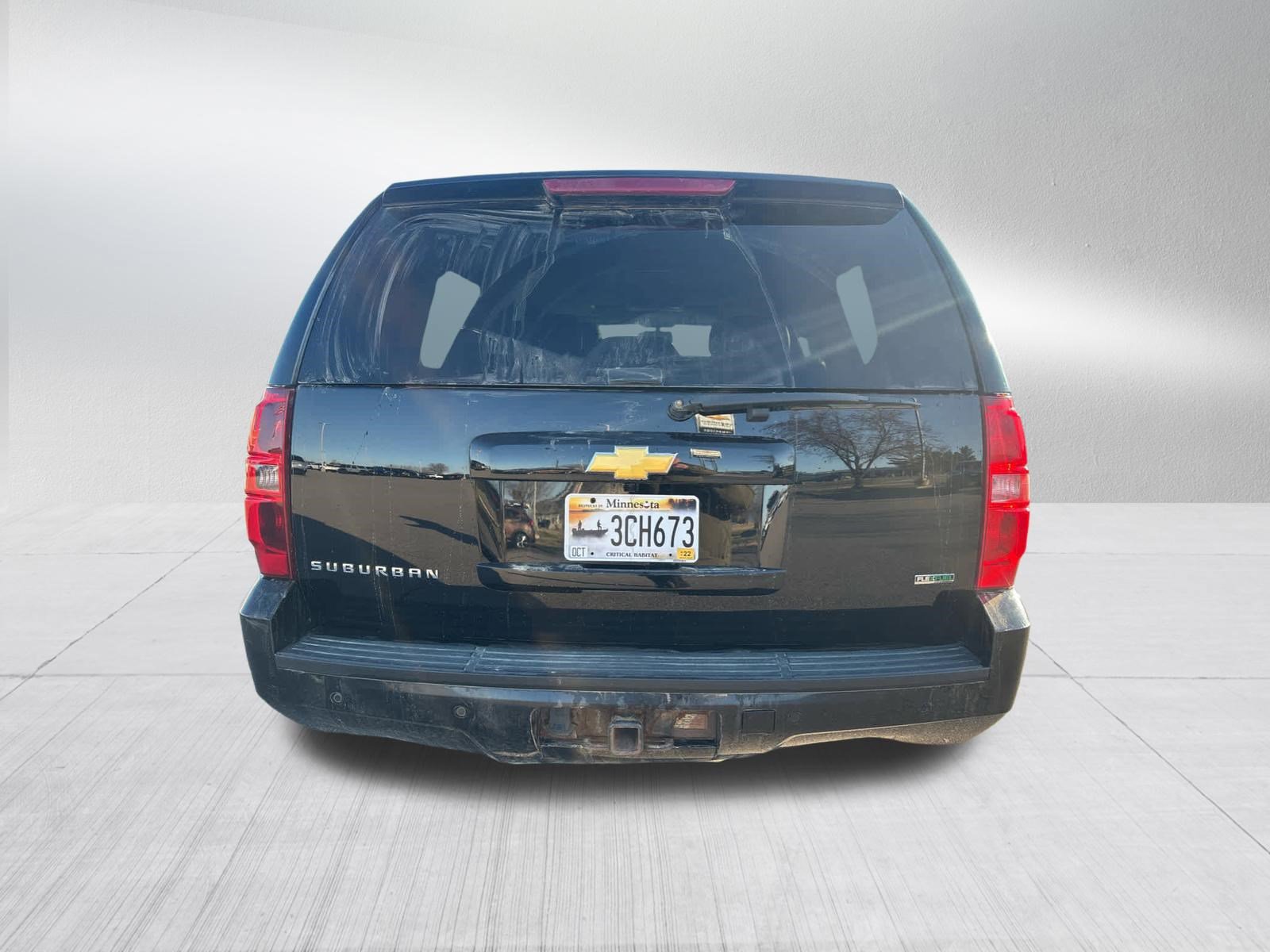 Used 2011 Chevrolet Suburban LT w/ Luxury Package image 4