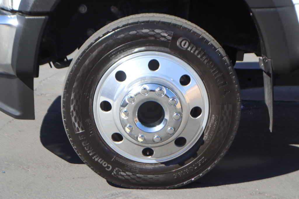 Used 2022 Ford F550 2WD Regular Cab Super Duty image 36