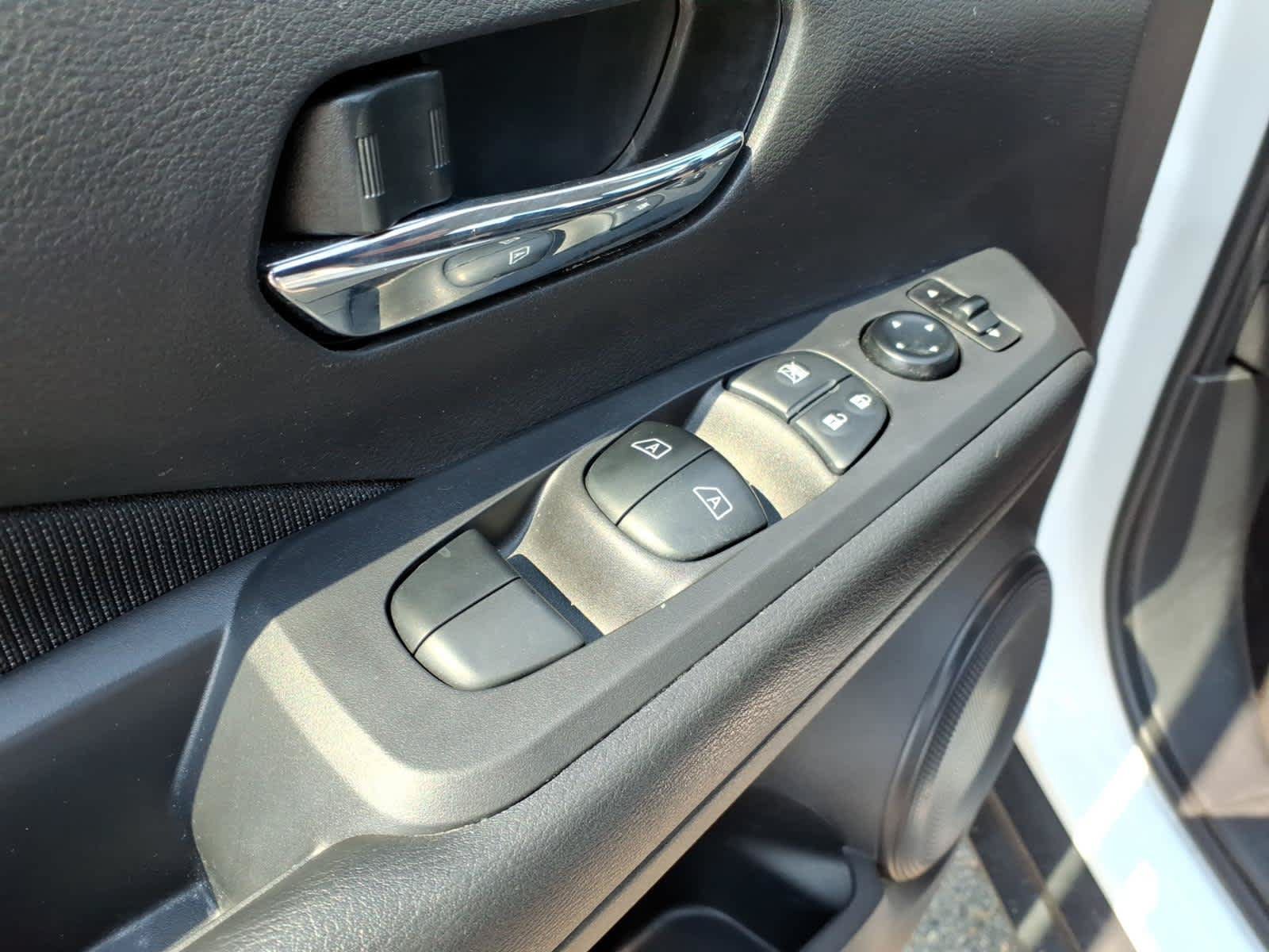 Certified 2023 Nissan Kicks SV w/ Interior Electronics Package FWD image 17