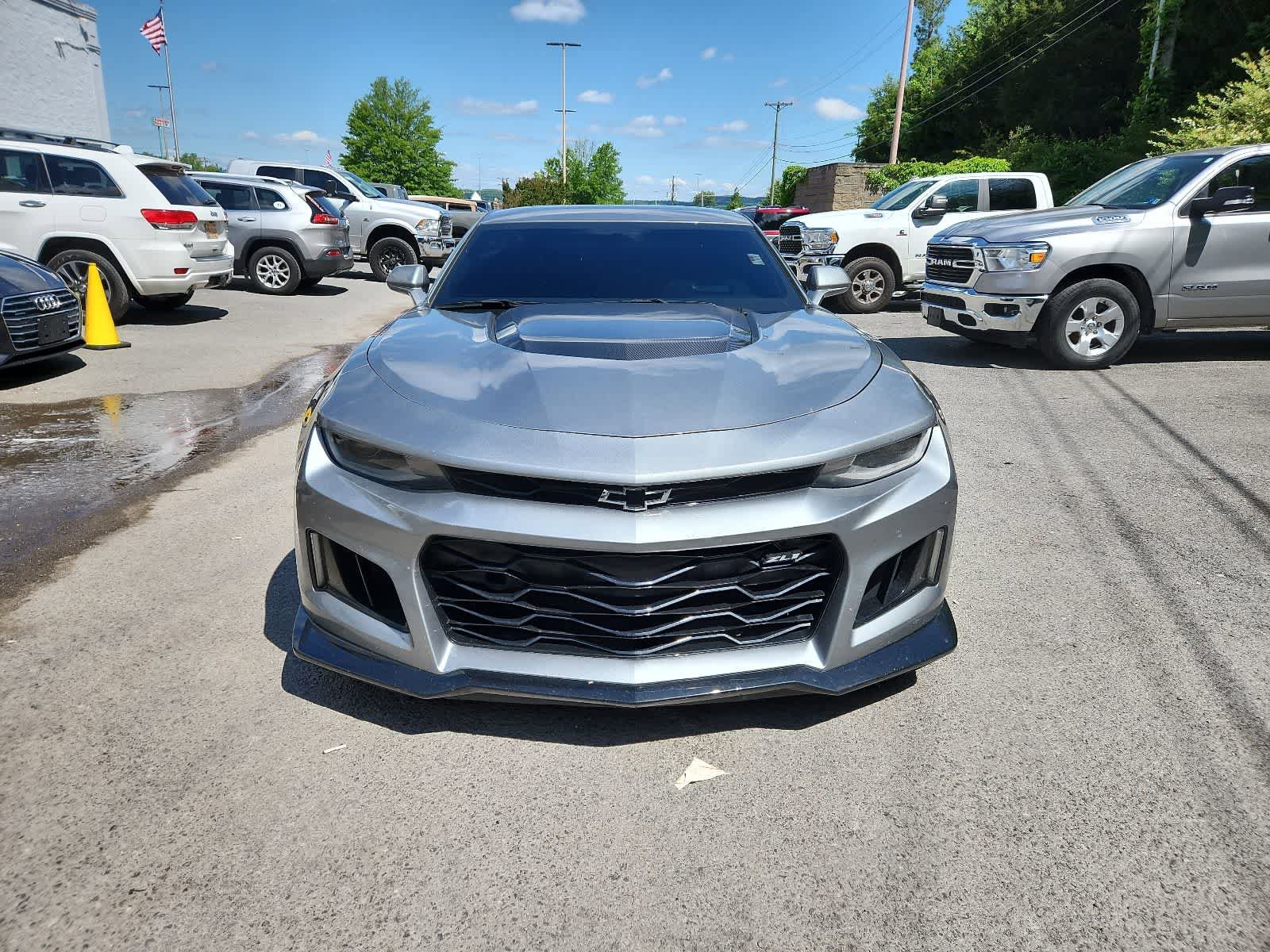 Used 2023 Chevrolet Camaro ZL1 RWD image 8