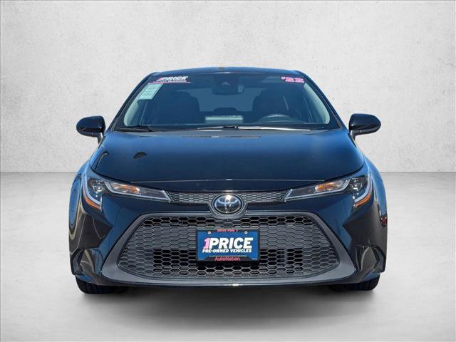 Used 2022 Toyota Corolla LE video 2