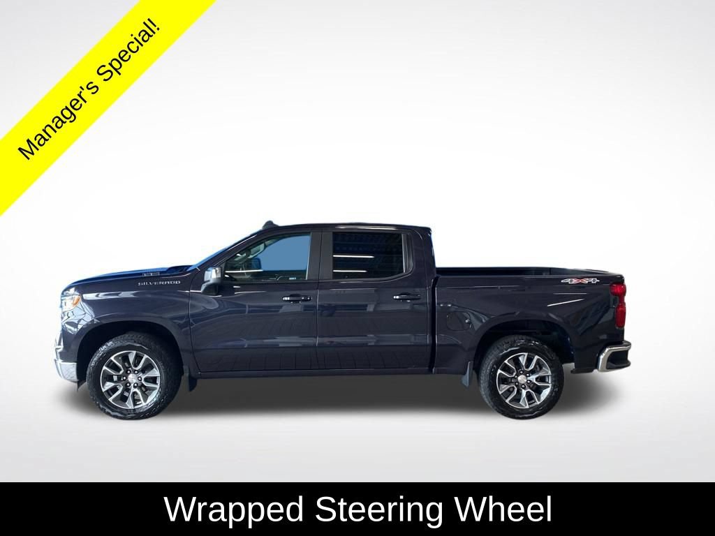 Used 2024 Chevrolet Silverado 1500 LT AWD/4WD image 16
