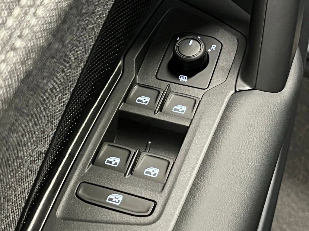 New 2026 Volkswagen Tiguan S AWD/4WD image 18