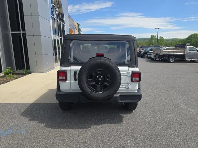Certified 2025 Jeep Wrangler Sport AWD/4WD image 6