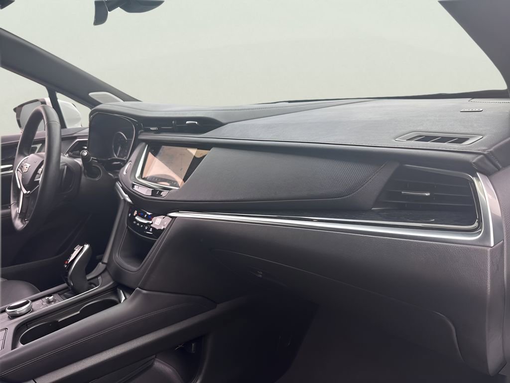 Used 2025 Cadillac XT5 Premium Luxury image 21