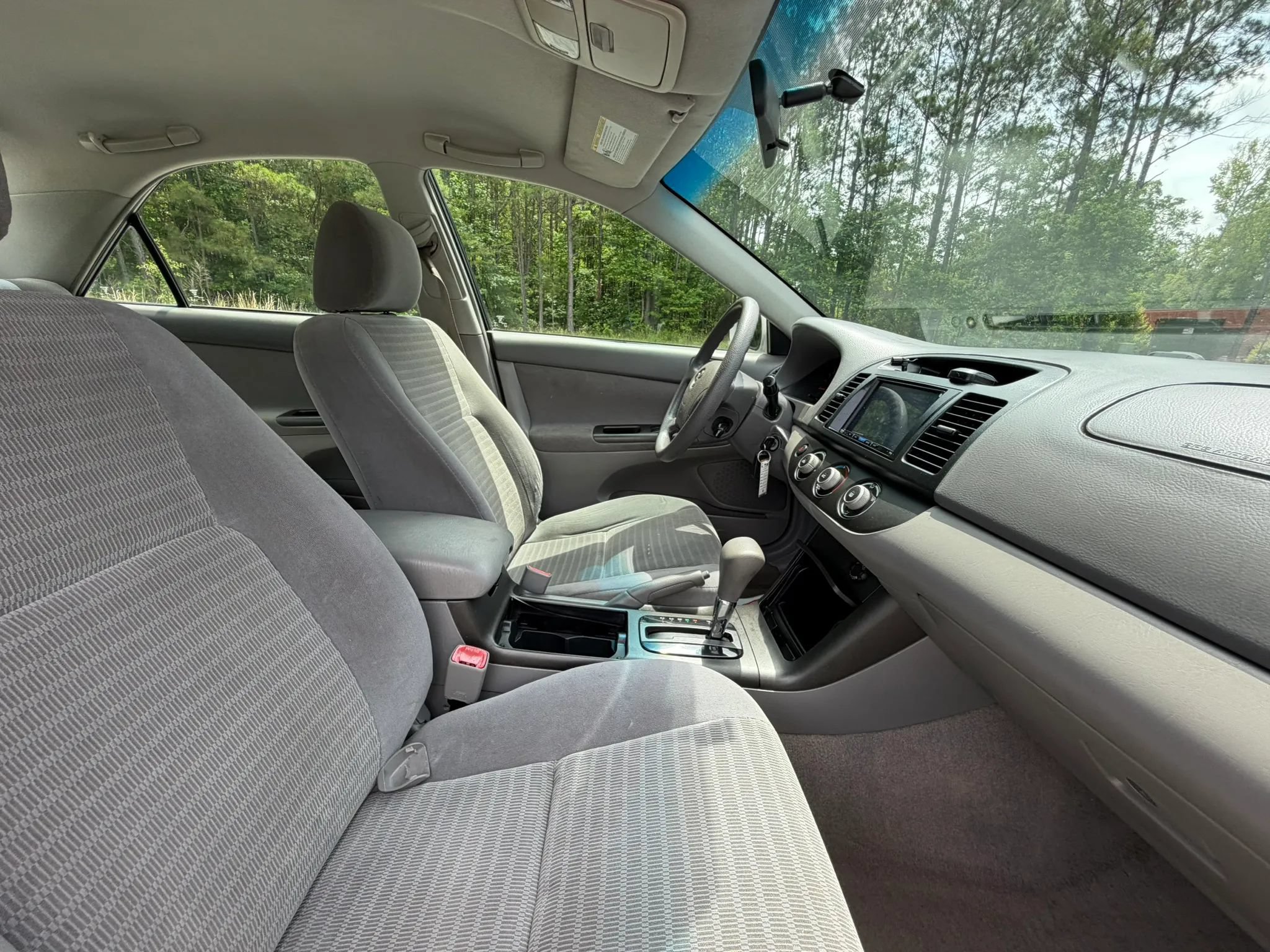 Used 2005 Toyota Camry LE FWD image 21