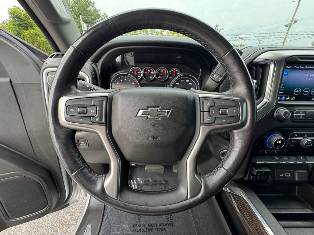 Used 2021 Chevrolet Silverado 1500 LT Trail Boss w/ Bed Protection Package AWD/4WD image 21