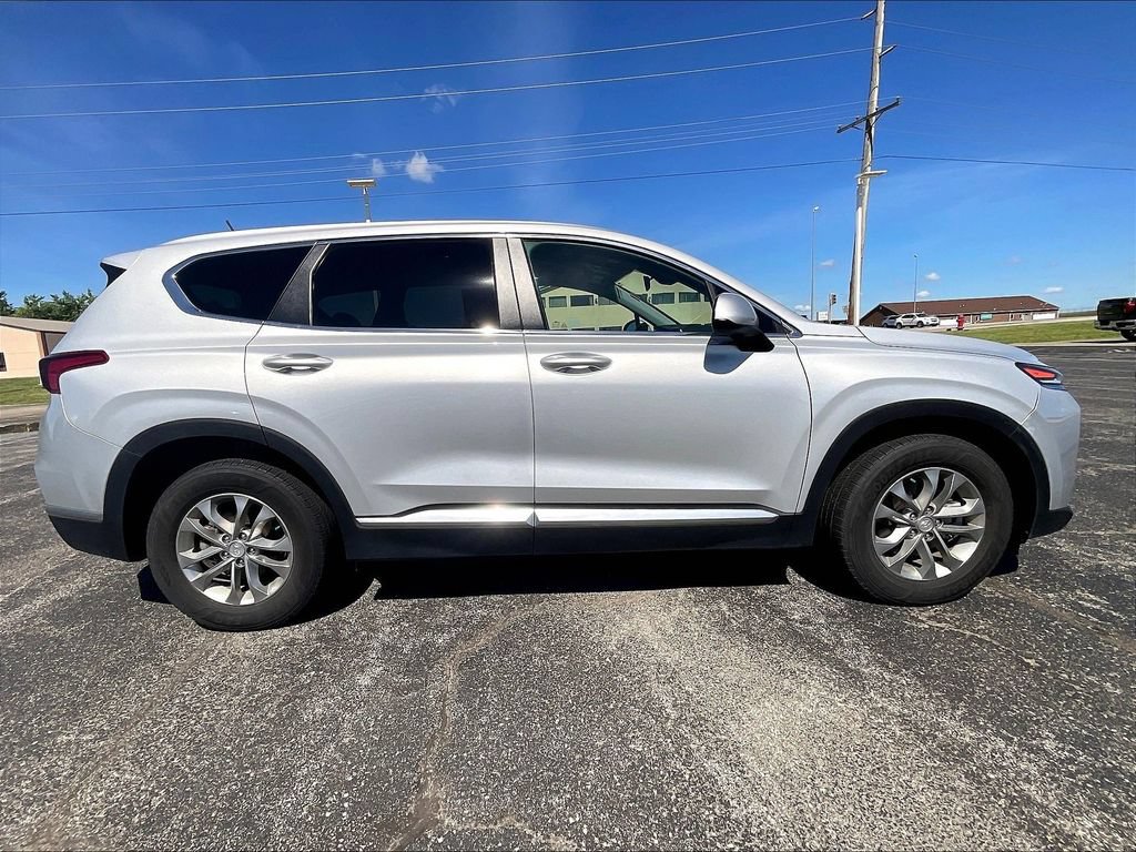 Used 2019 Hyundai Santa Fe SE FWD image 6