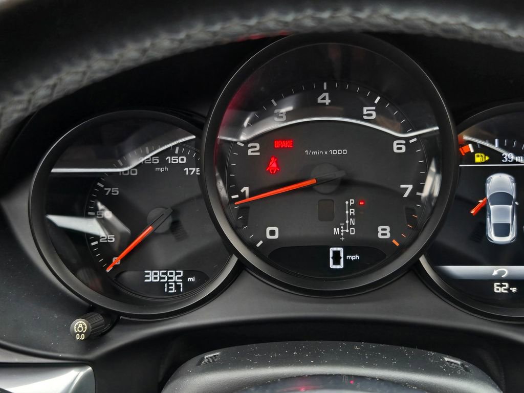 Used 2018 Porsche 718 Cayman image 23