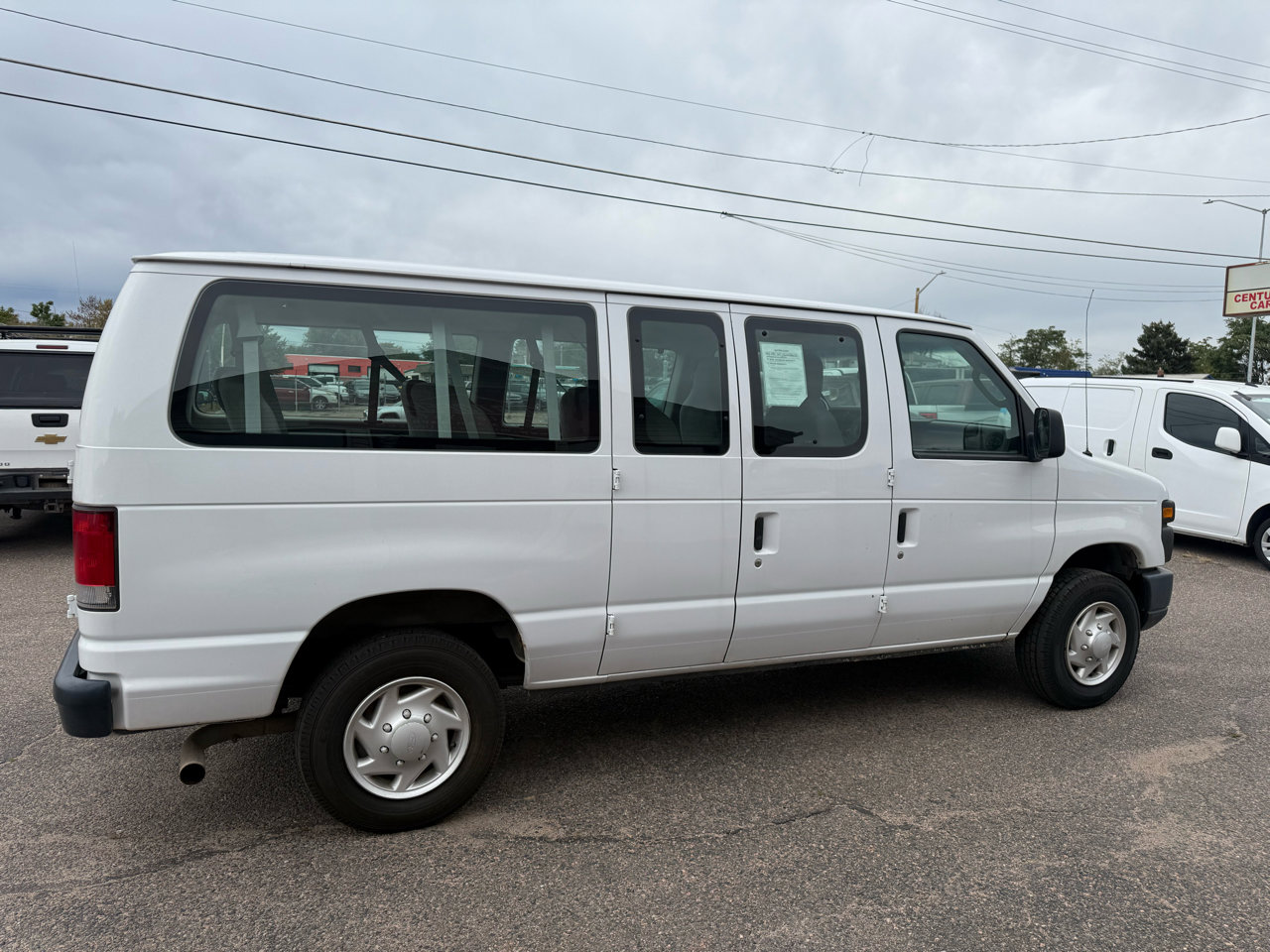 Used 2013 Ford E-350 and Econoline 350 XL image 10