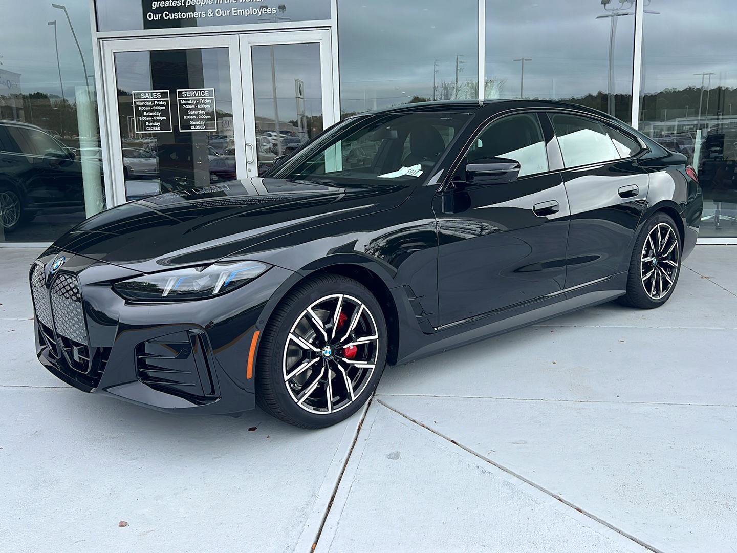 New 2025 BMW i4 xDrive40i w/ M Sport Package