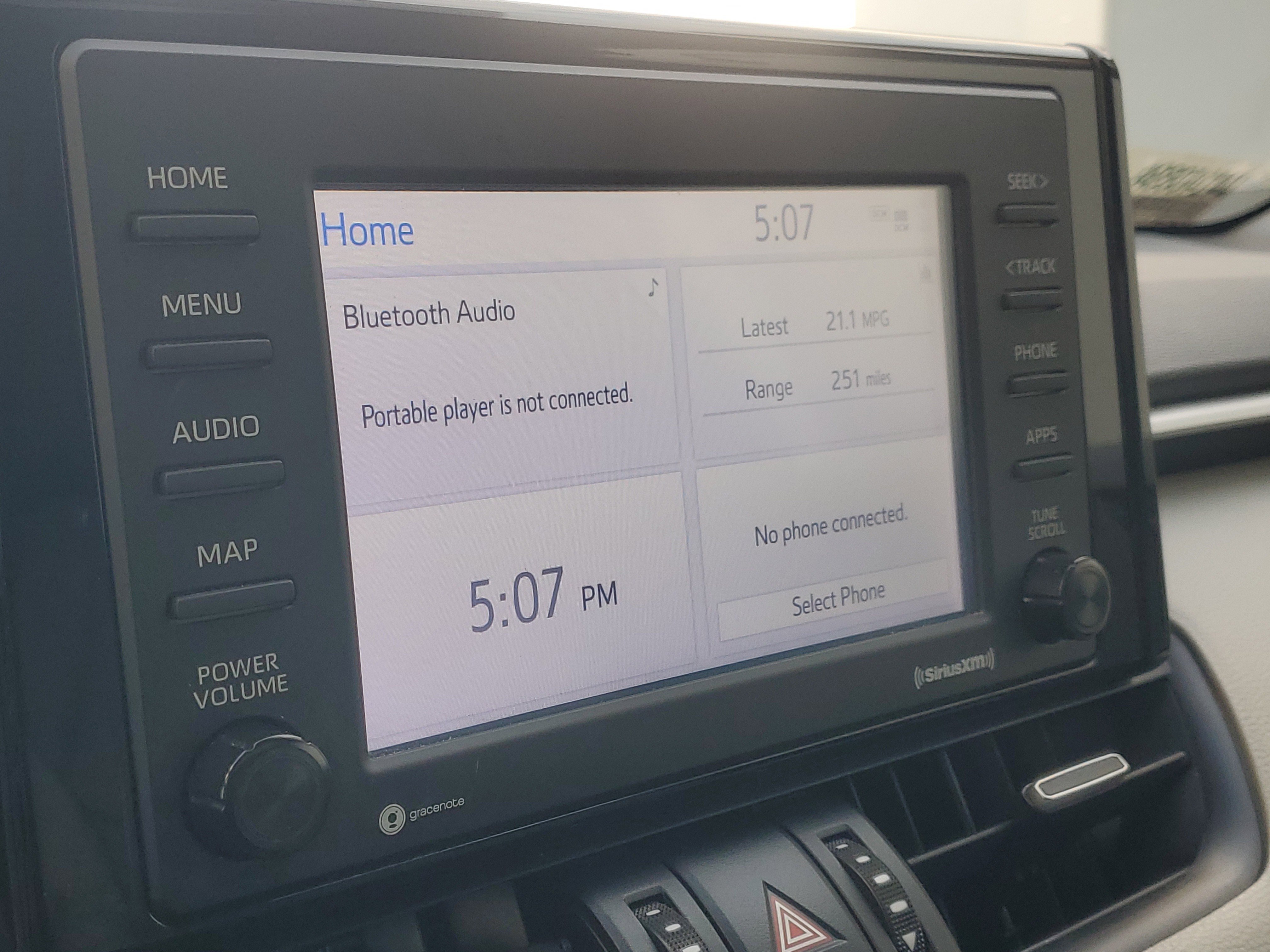 Used 2020 Toyota RAV4 XLE Premium image 27