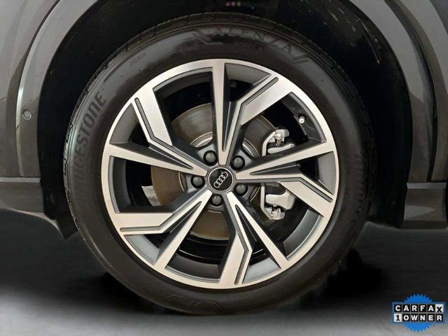 Used 2024 Audi Q4 e-tron Premium Plus w/ Premium Plus image 29