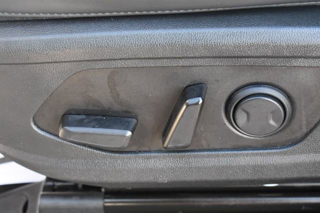 Certified 2023 Kia Sorento SX image 24