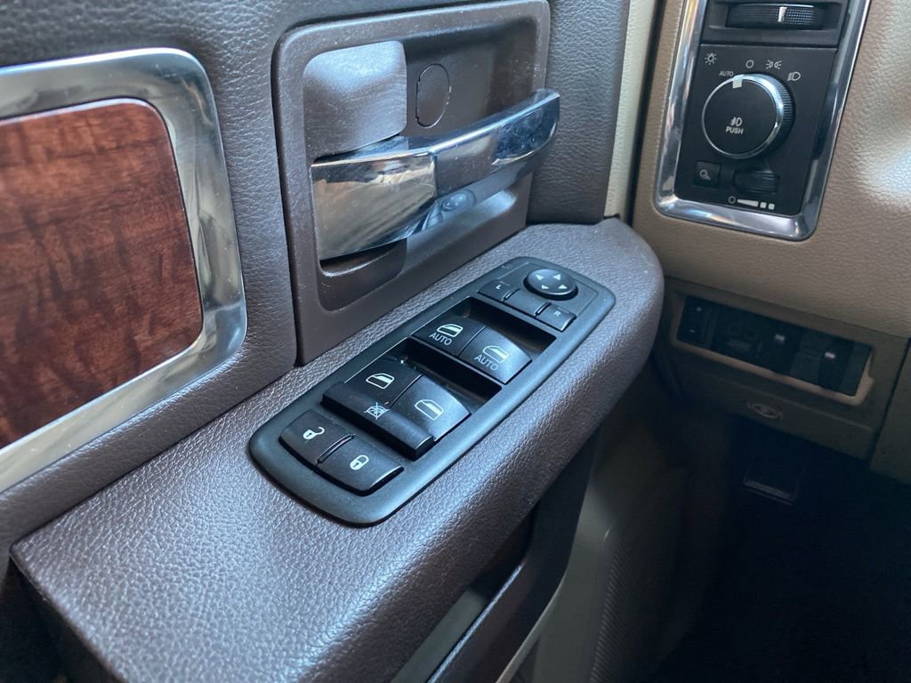 Used 2012 RAM 1500 Laramie AWD/4WD image 30