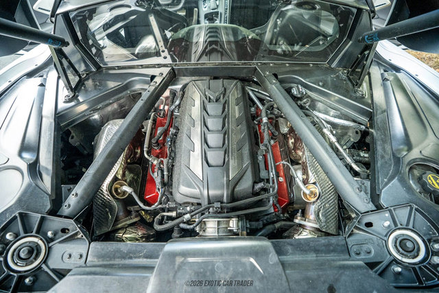 Used 2025 Chevrolet Corvette Stingray Preferred Cpe w/ Z51 Performance Package RWD image 16