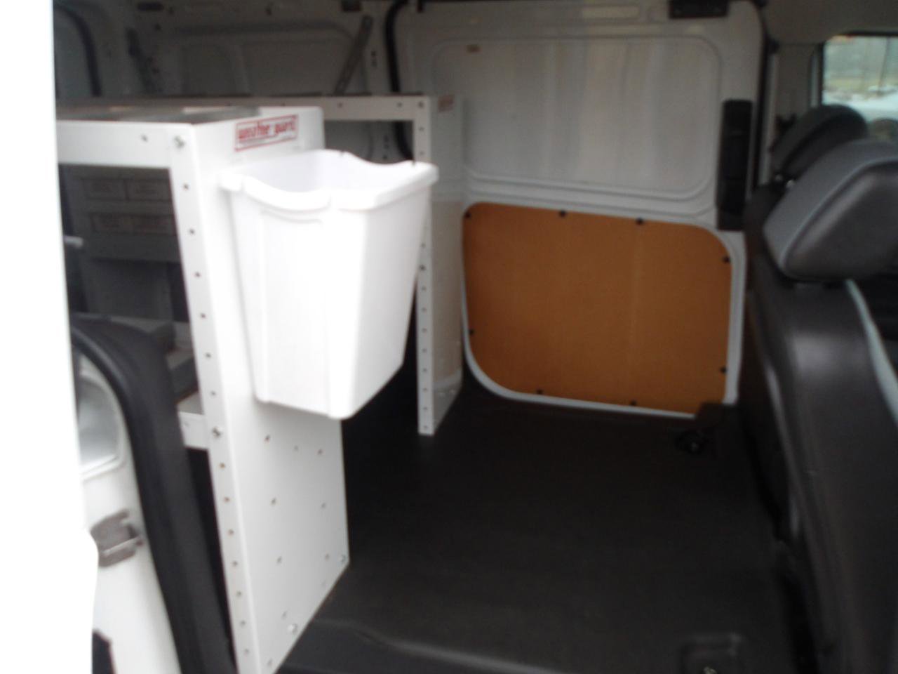 Used 2017 Ford Transit Connect XL FWD image 7