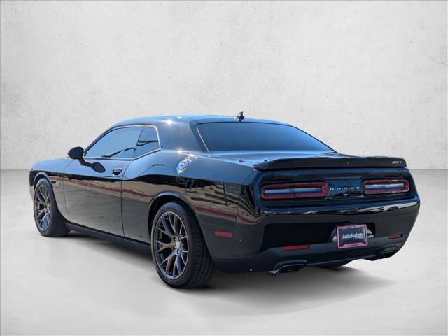 Used 2015 Dodge Challenger SRT RWD image 8