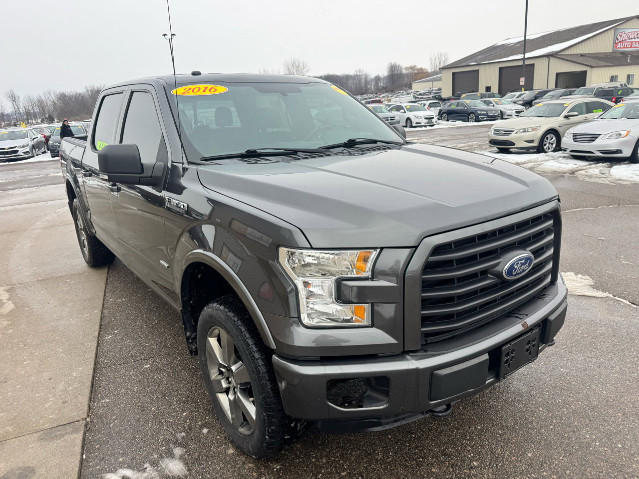 Used 2017 Ford F150 XLT w/ Equipment Group 301A Mid image 3