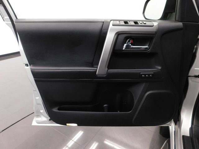 Used 2021 Toyota 4Runner Limited image 18