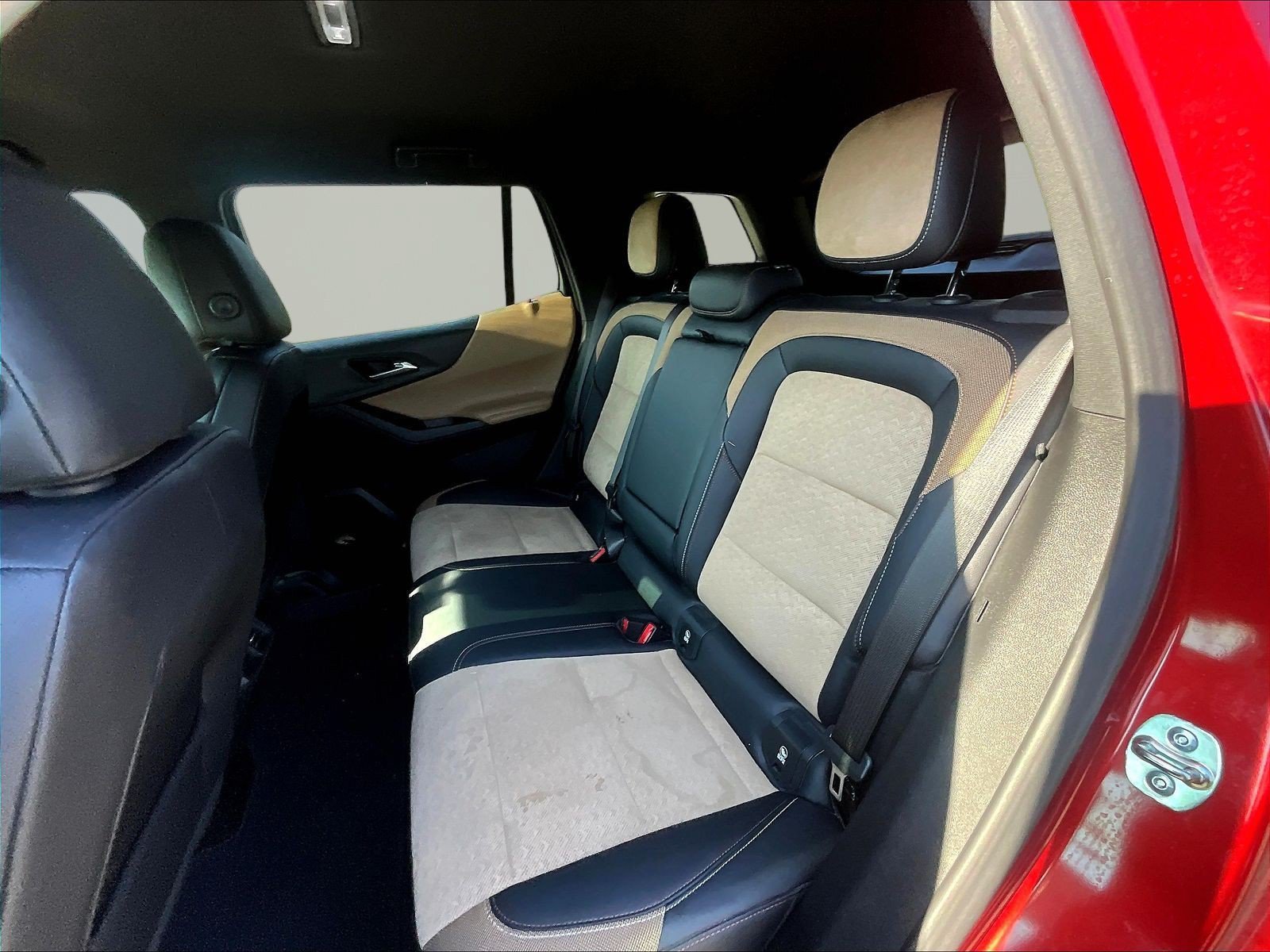 Used 2025 Chevrolet Equinox ACTIV w/ Safety and Technology Package AWD/4WD image 22