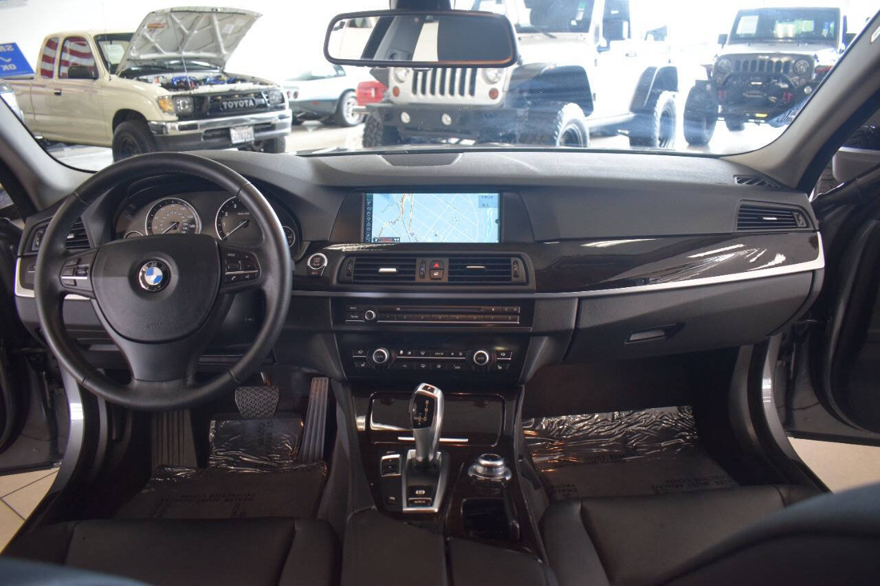 Used 2012 BMW 528i Sedan RWD image 46