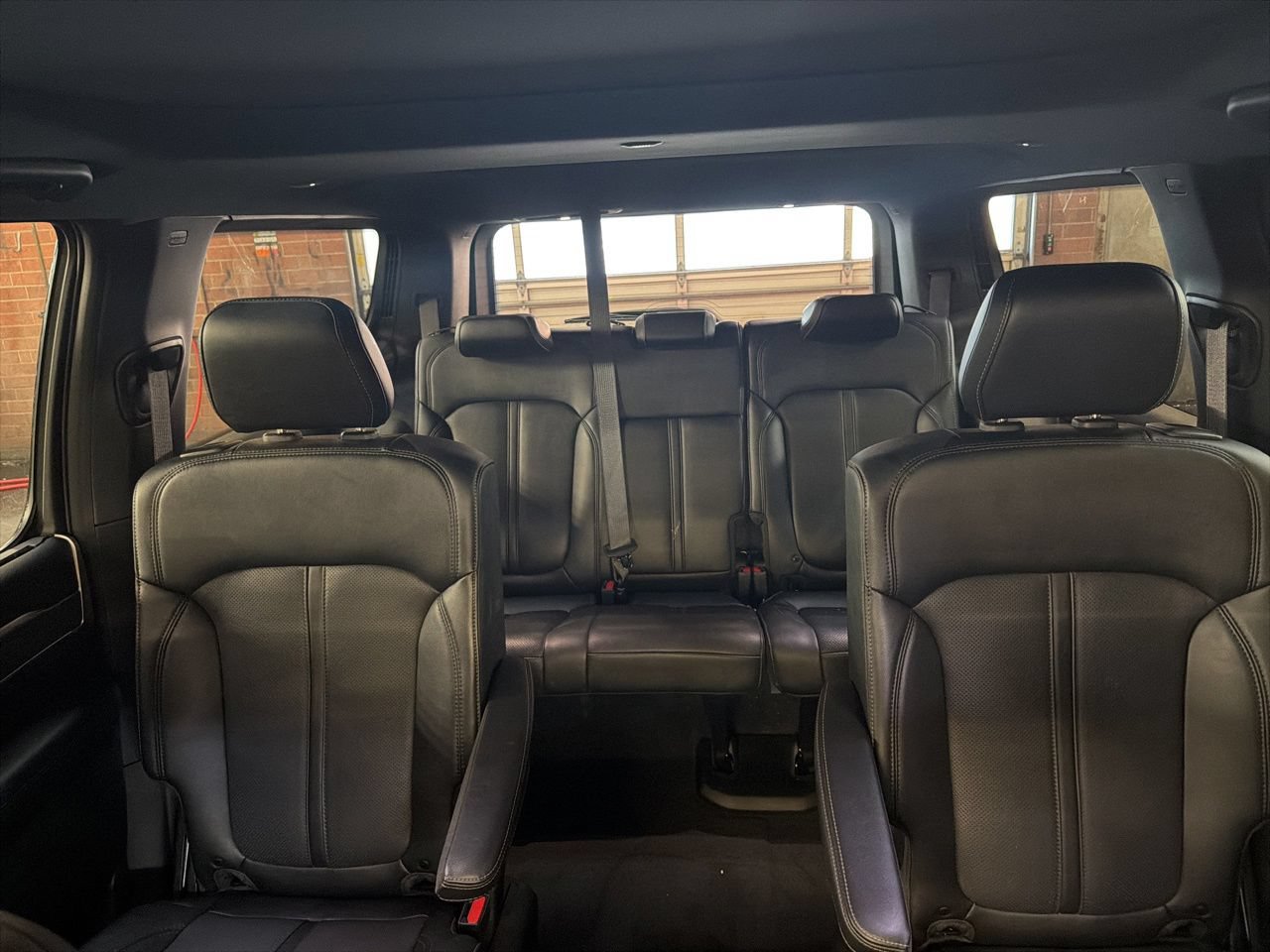 Used 2025 Jeep Wagoneer Series III w/ Premium Group I AWD/4WD image 20