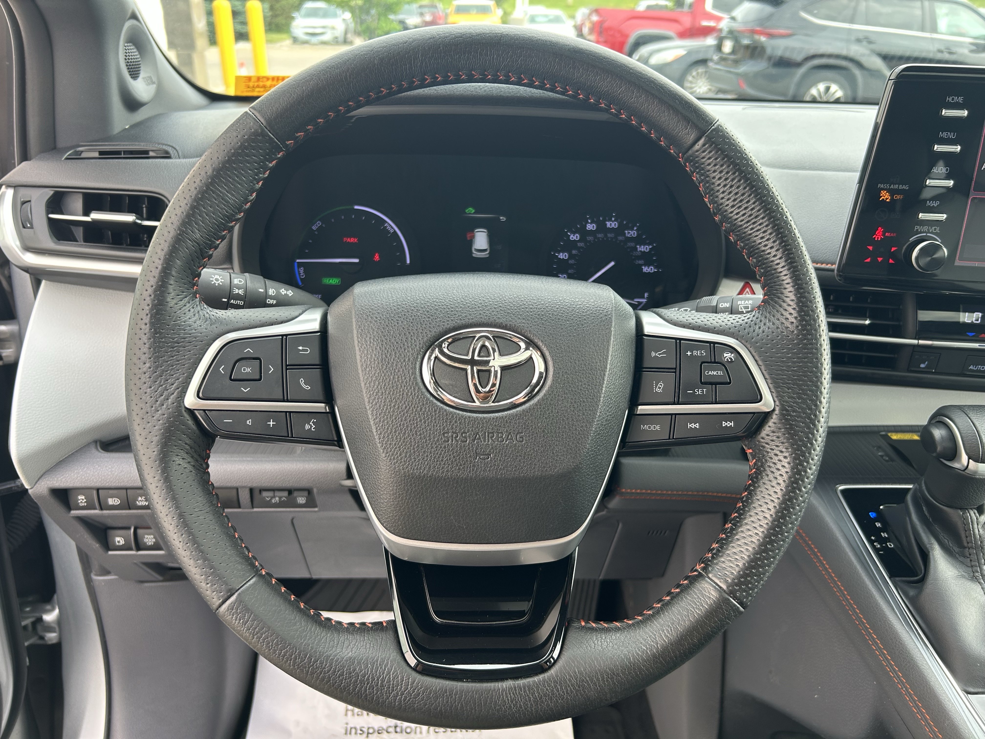 Used 2022 Toyota Sienna XSE w/ XSE Plus Package AWD/4WD image 27
