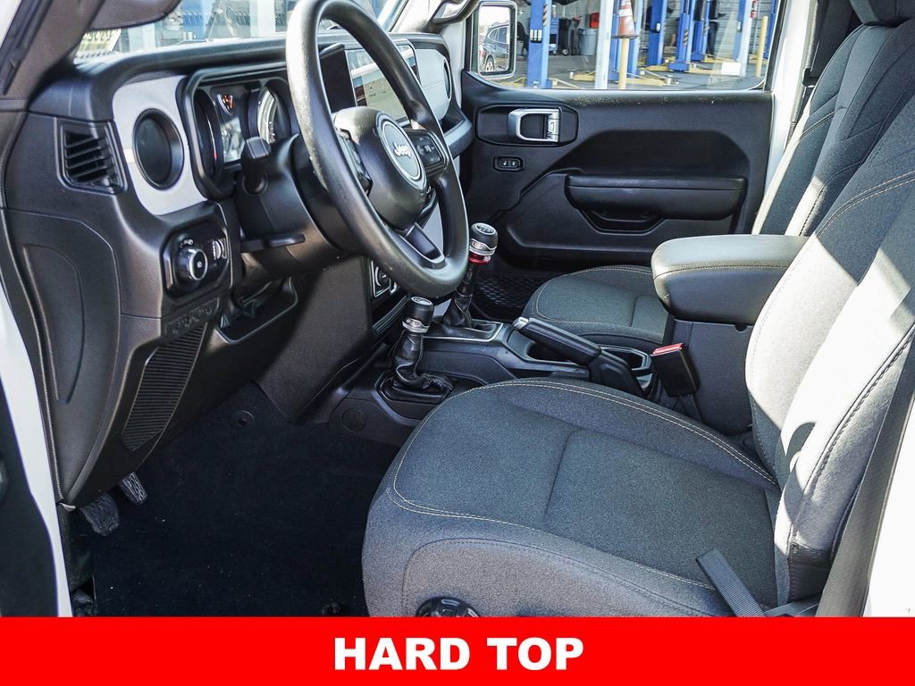 Used 2025 Jeep Wrangler Unlimited Sport AWD/4WD image 17