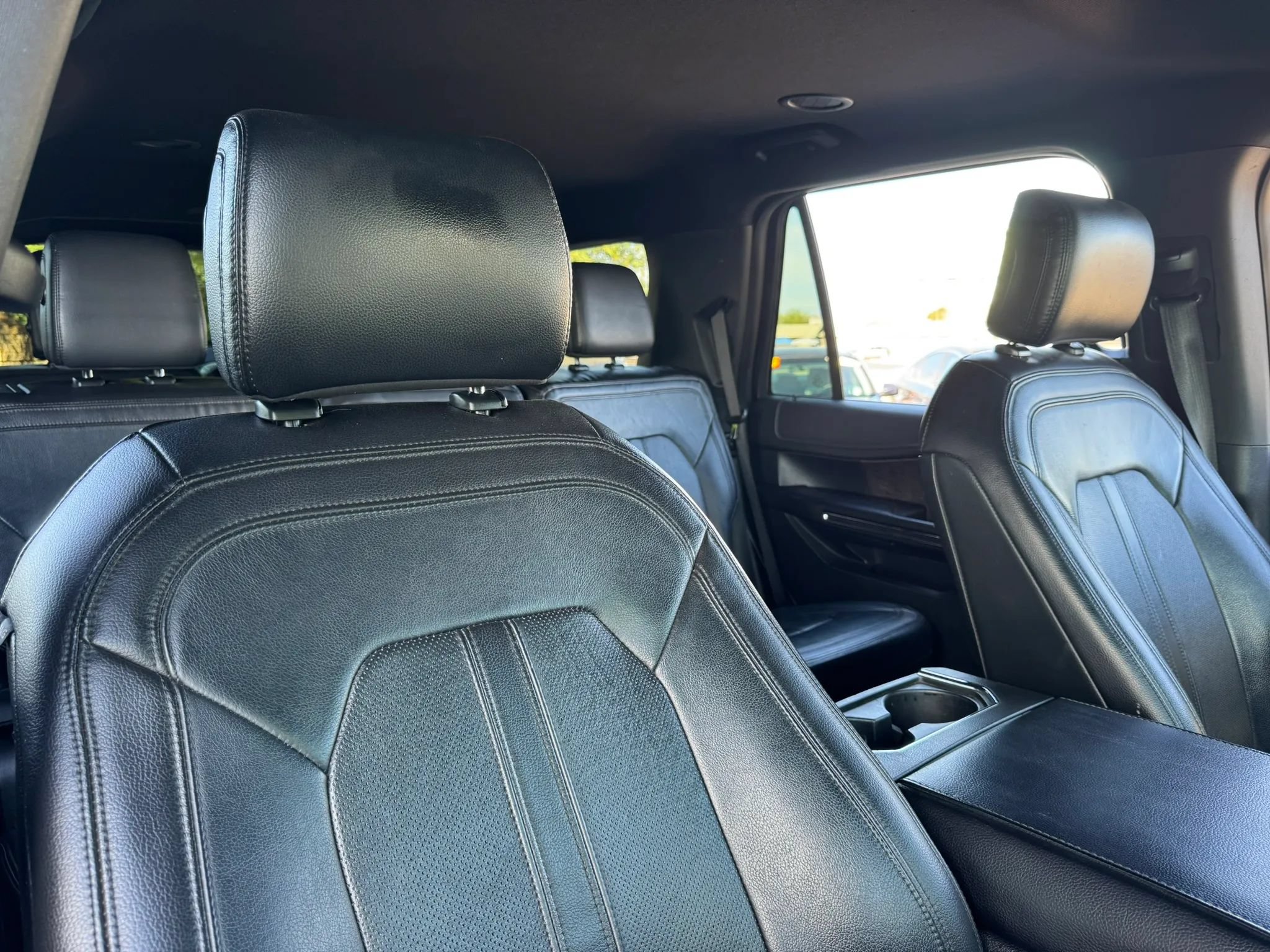 Used 2018 Ford Expedition Limited RWD image 33