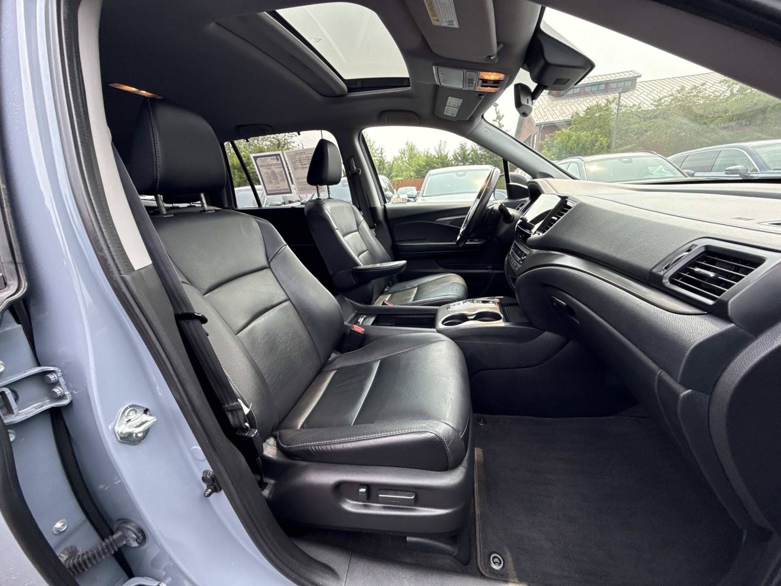 Used 2022 Honda Pilot Special Edition image 13