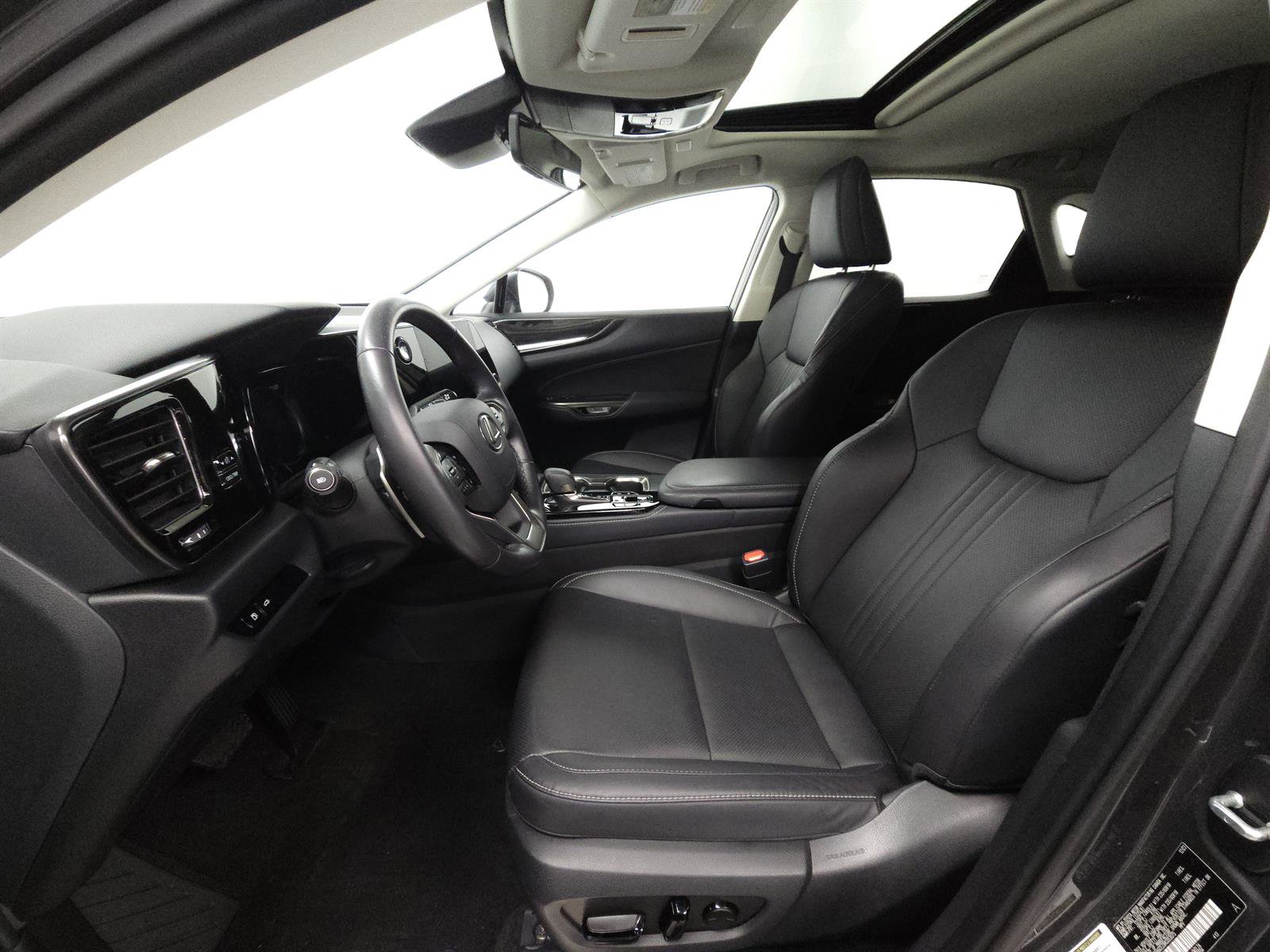 Used 2024 Lexus NX 350 AWD w/ Cold Area Package image 4