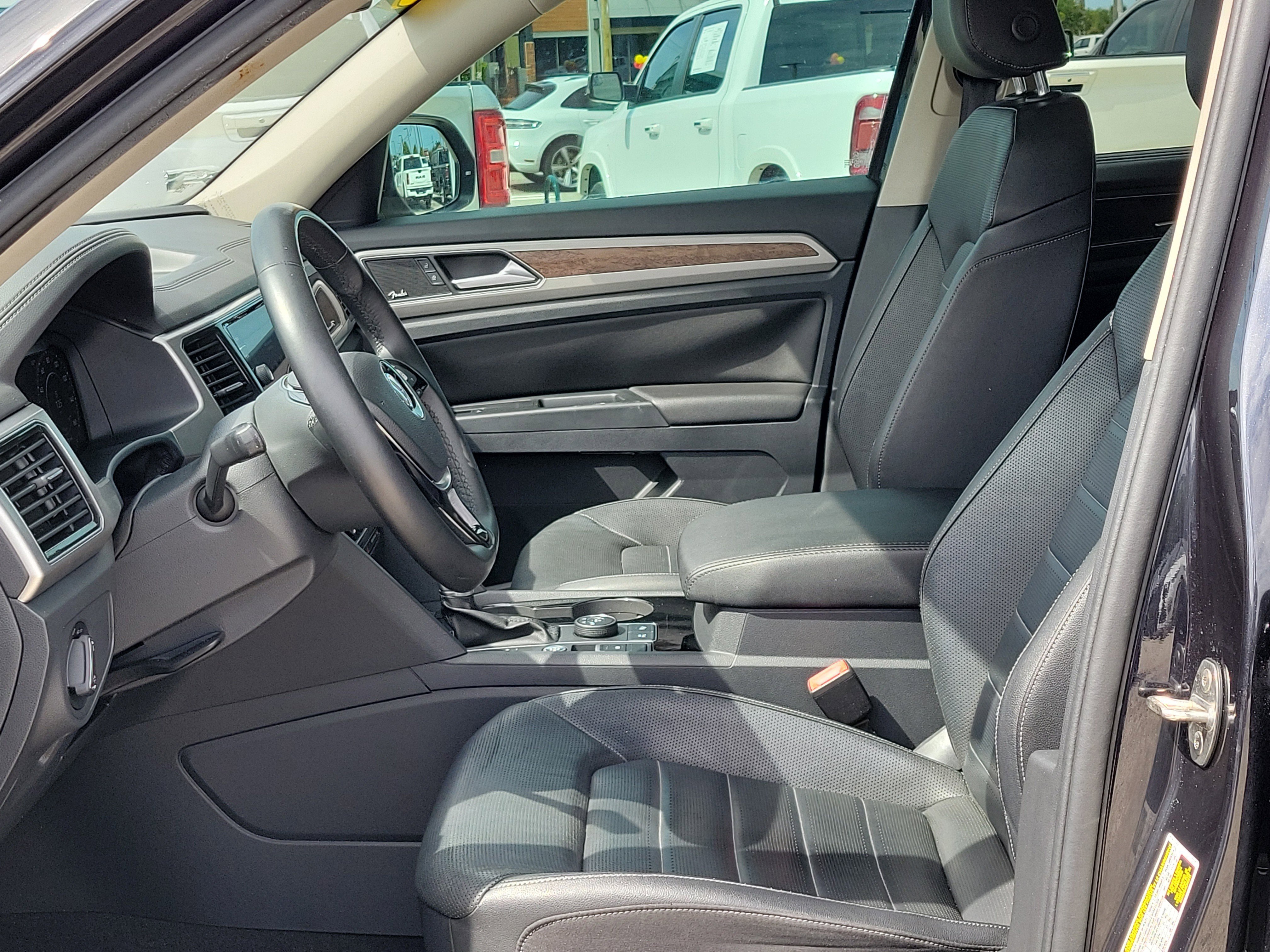 Used 2019 Volkswagen Atlas SEL Premium AWD/4WD image 21