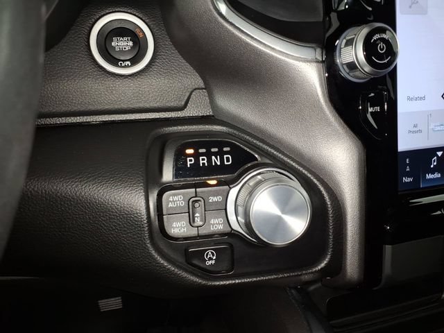 Used 2023 RAM 1500 Laramie AWD/4WD image 21