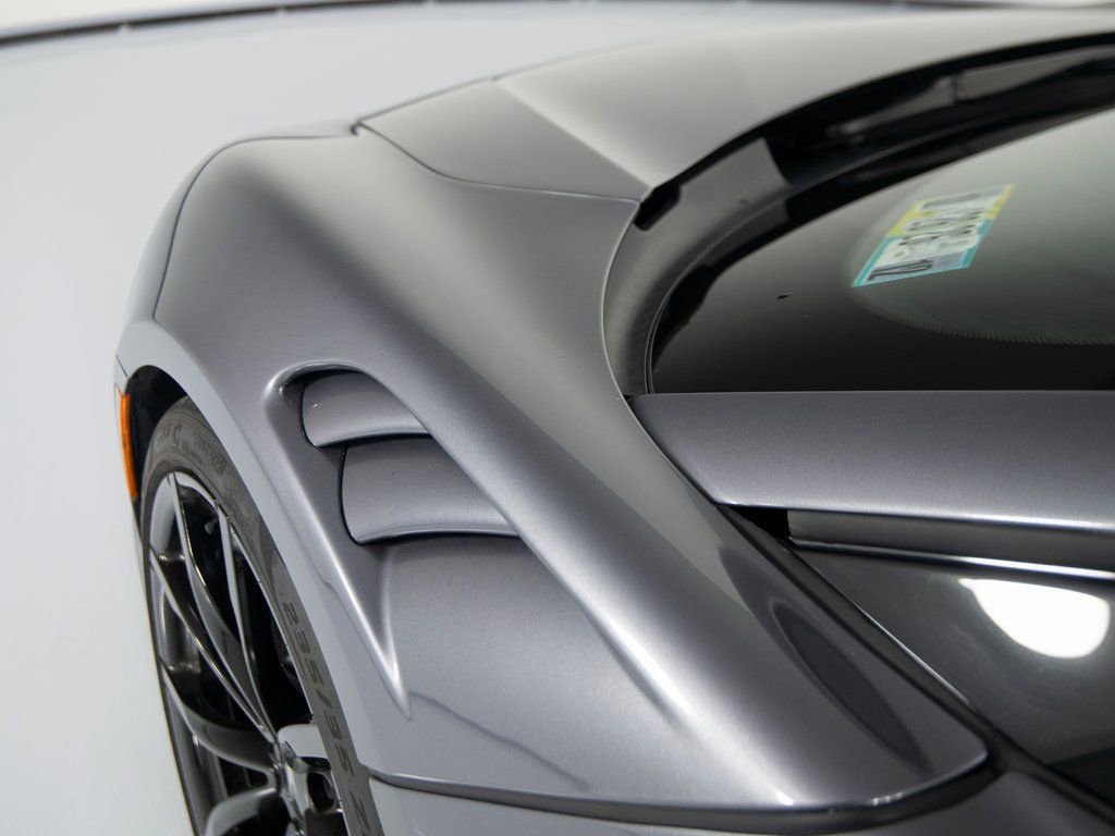 Used 2023 McLaren Artura image 40