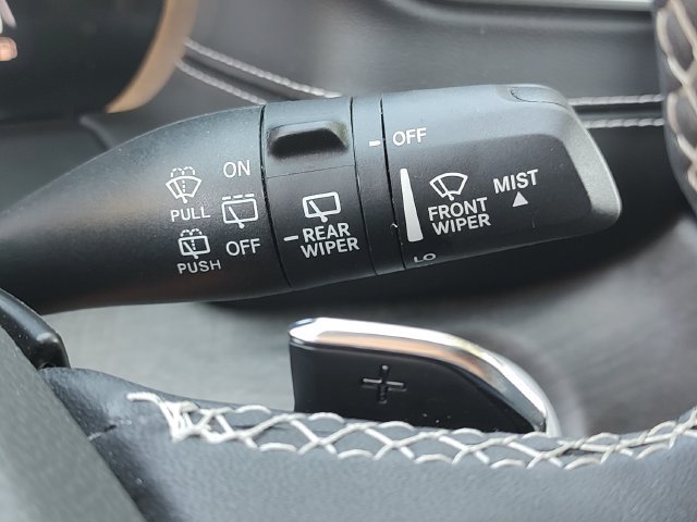Used 2023 Jeep Grand Cherokee L Limited w/ Luxury Tech Group II RWD image 24