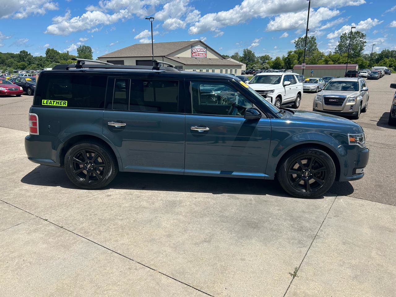 Used 2016 Ford Flex Limited w/ Equipment Group 303A AWD/4WD image 4