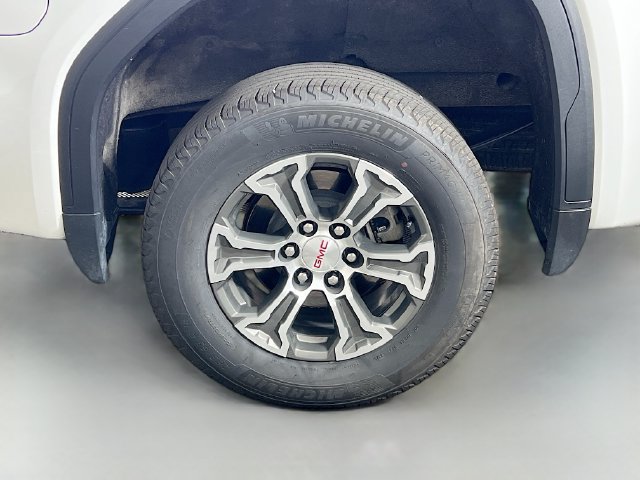 Used 2026 GMC Sierra 1500 SLT AWD/4WD image 36