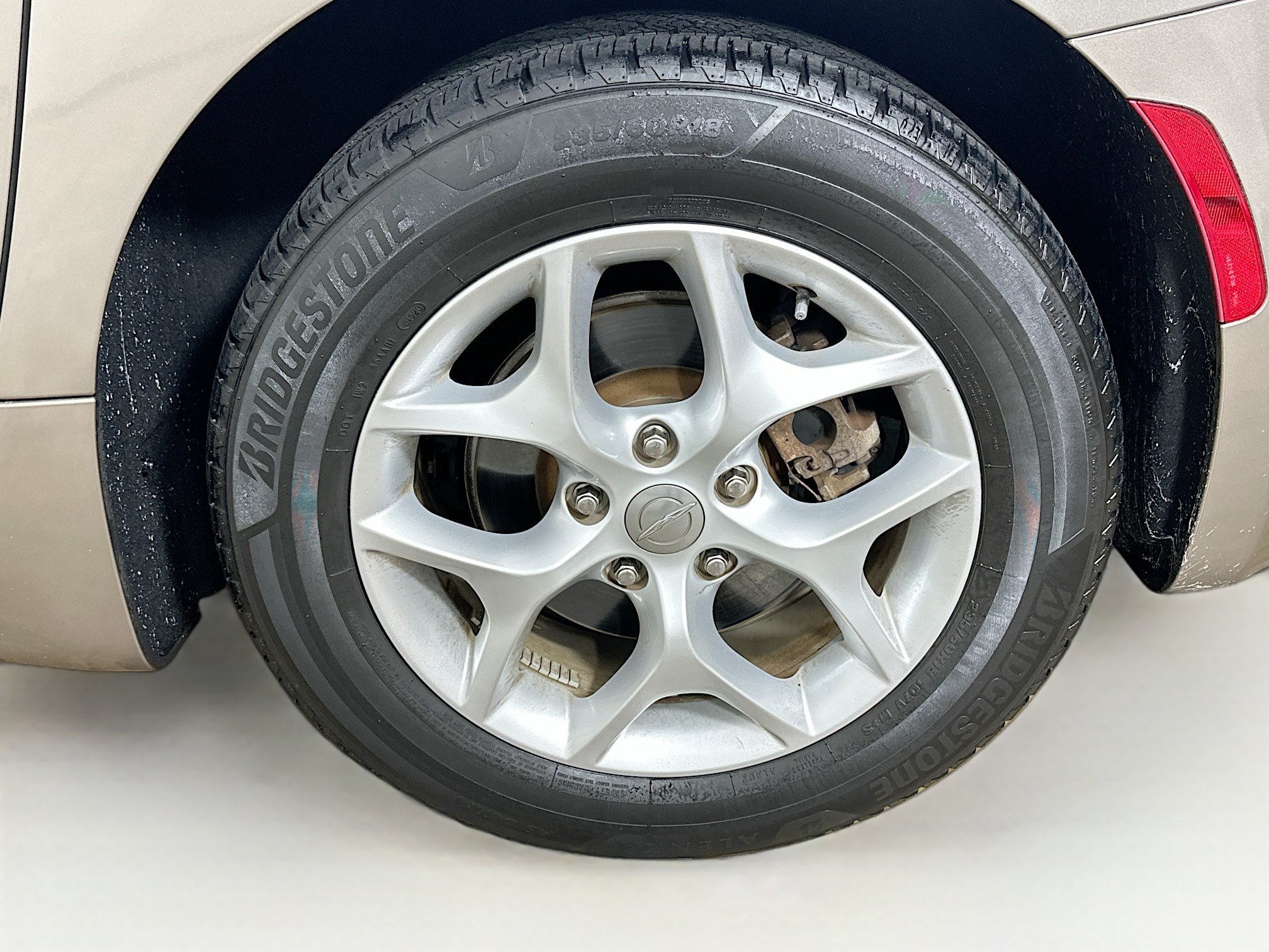 Used 2018 Chrysler Pacifica Touring Plus w/ Tire & Wheel Group FWD image 11