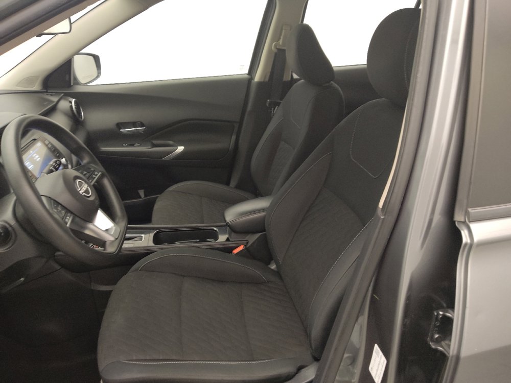 Used 2022 Nissan Kicks SV FWD image 17
