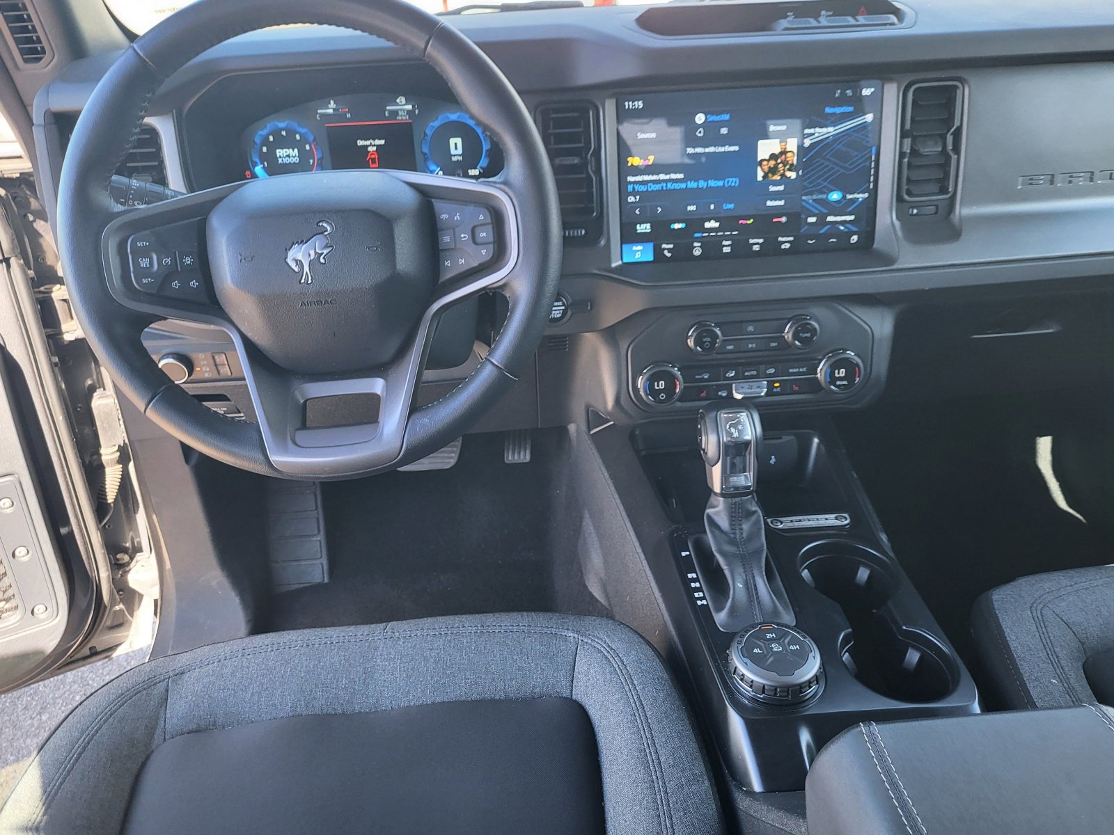 Used 2025 Ford Bronco Big Bend image 20