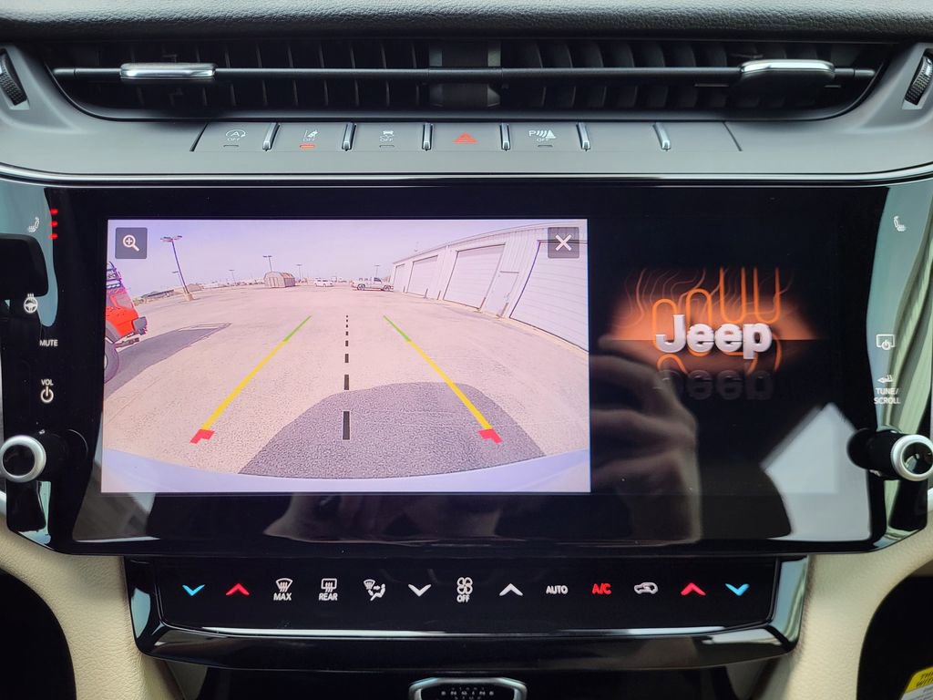 New 2026 Jeep Grand Cherokee Limited w/ Limited Altitude Package AWD/4WD image 20
