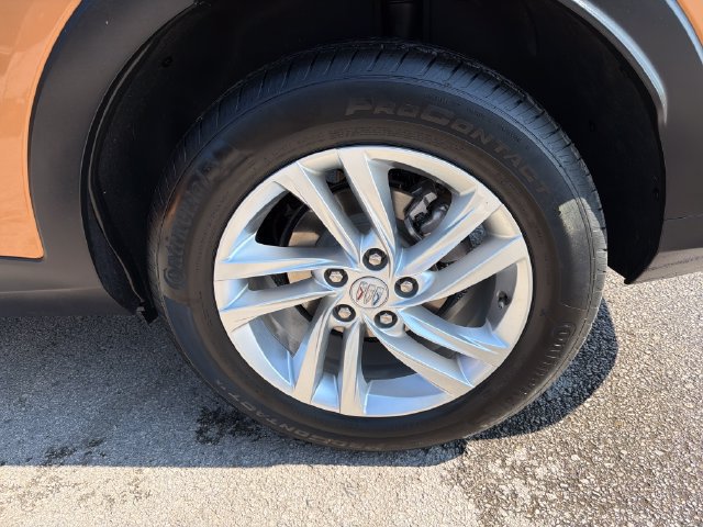 Used 2025 Buick Envista Preferred w/ Convenience II Package FWD image 31