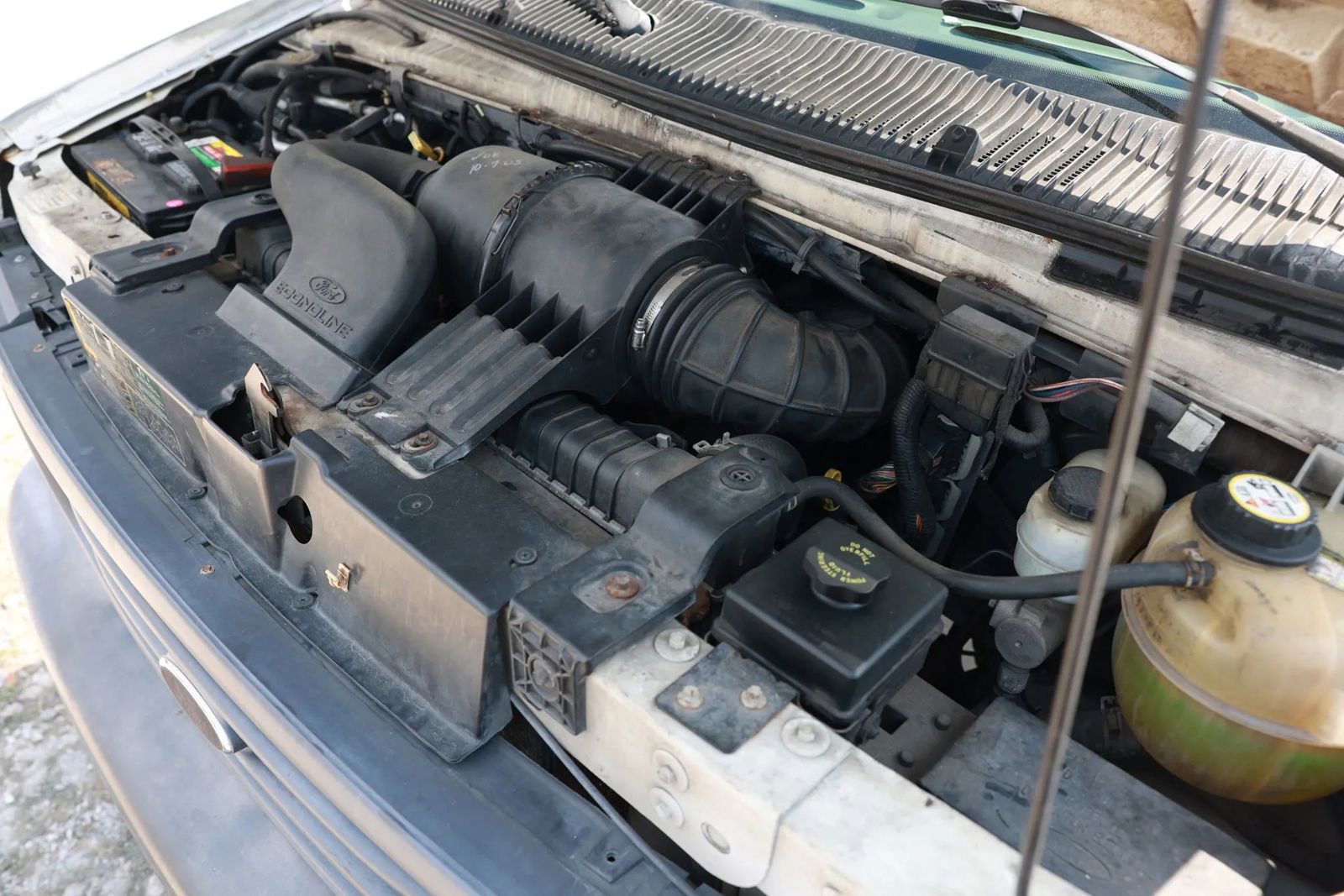 Used 2005 Ford E-350 and Econoline 350 Super Duty image 40
