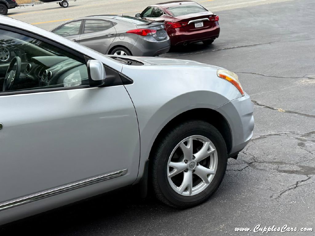Used 2011 Nissan Rogue SV image 40